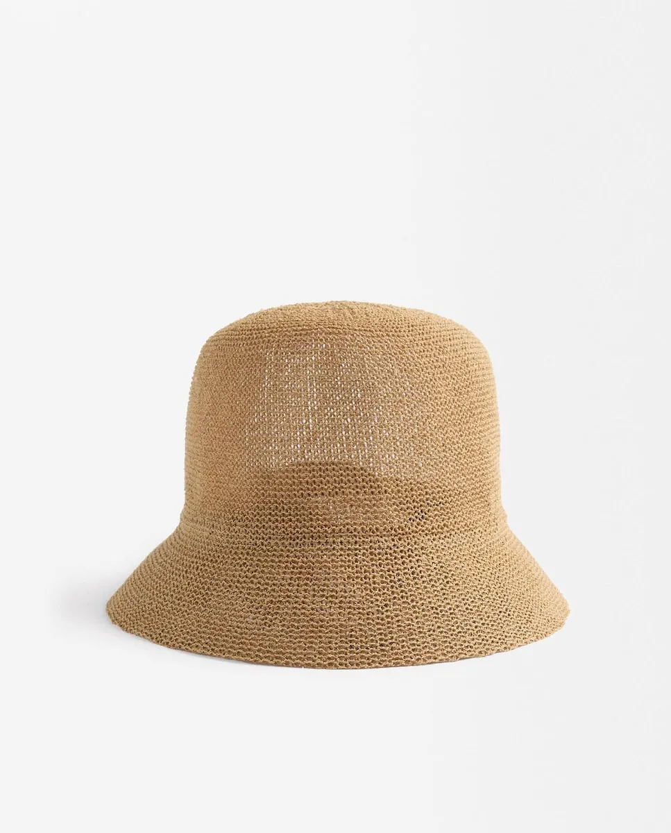 Женская вязаная бейсболка Parfois, бежевый
Женская вязаная бейсболка Parfois, бежевый