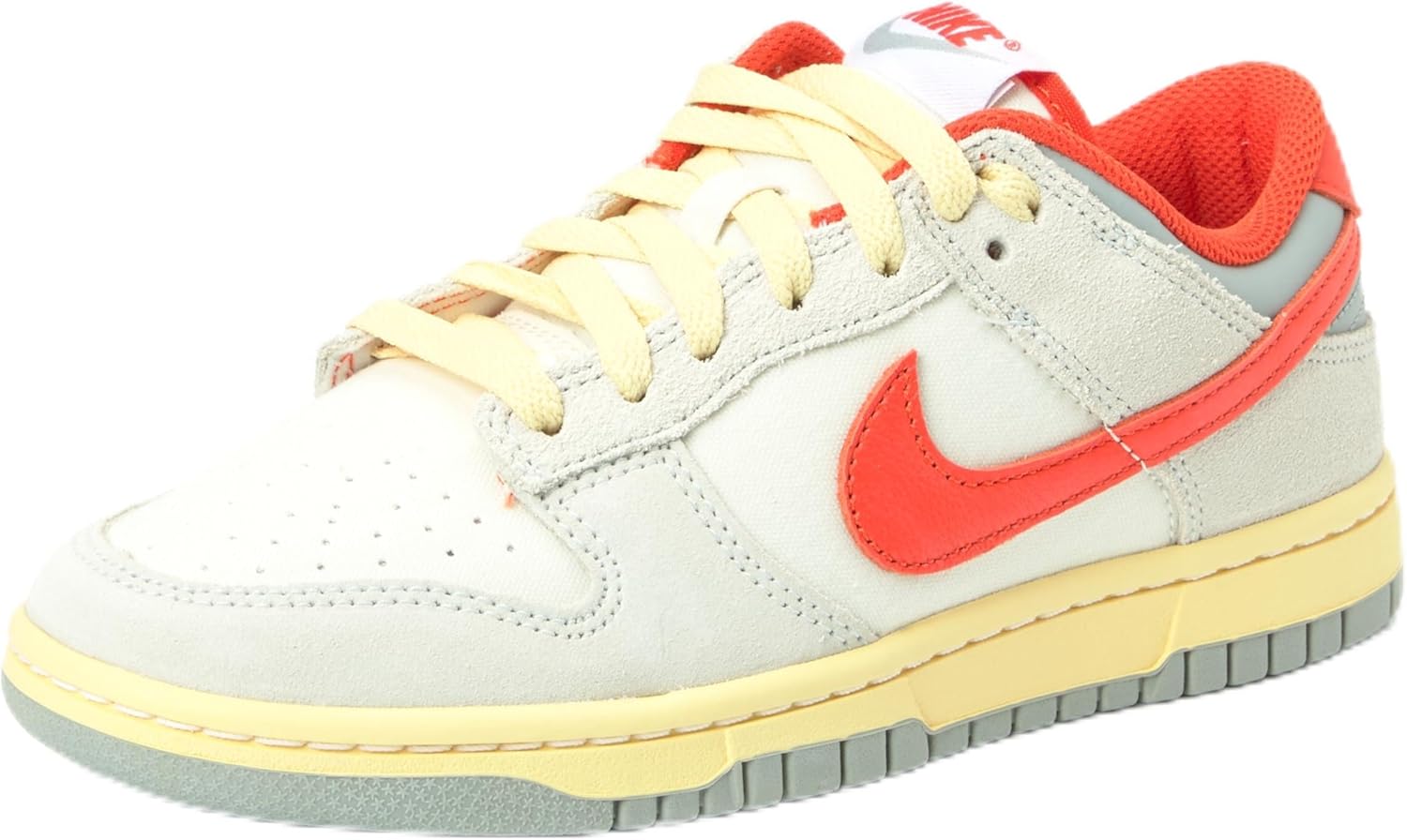 Nike Мужские кроссовки Dunk Low, Sail Picante Red Photon Dust
Nike Мужские кроссовки Dunk Low, Sail Picante Red Photon Dust