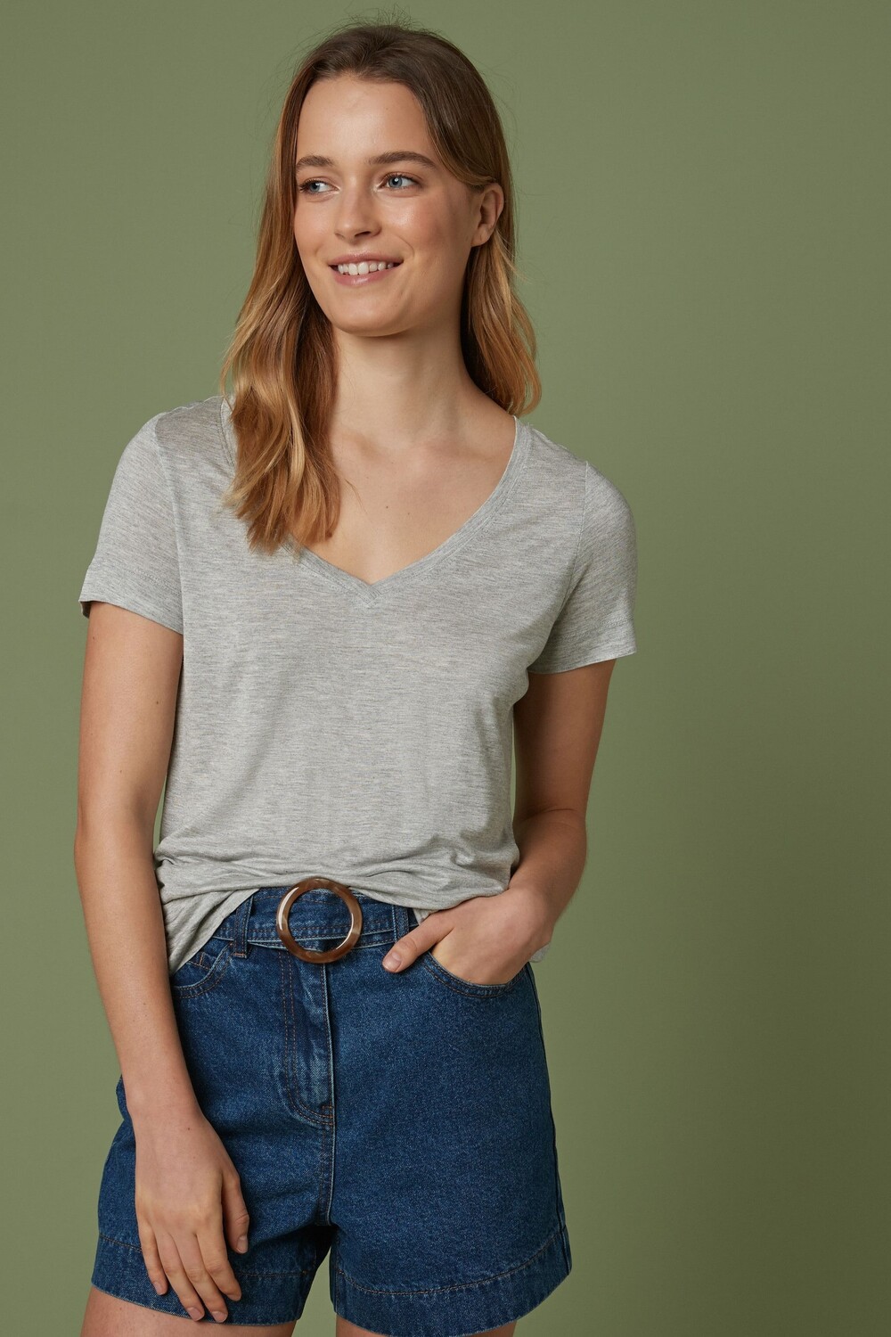 Футболка свободного кроя с V-образным вырезом Next, серый
Футболка свободного кроя с V-образным вырезом Next, серый