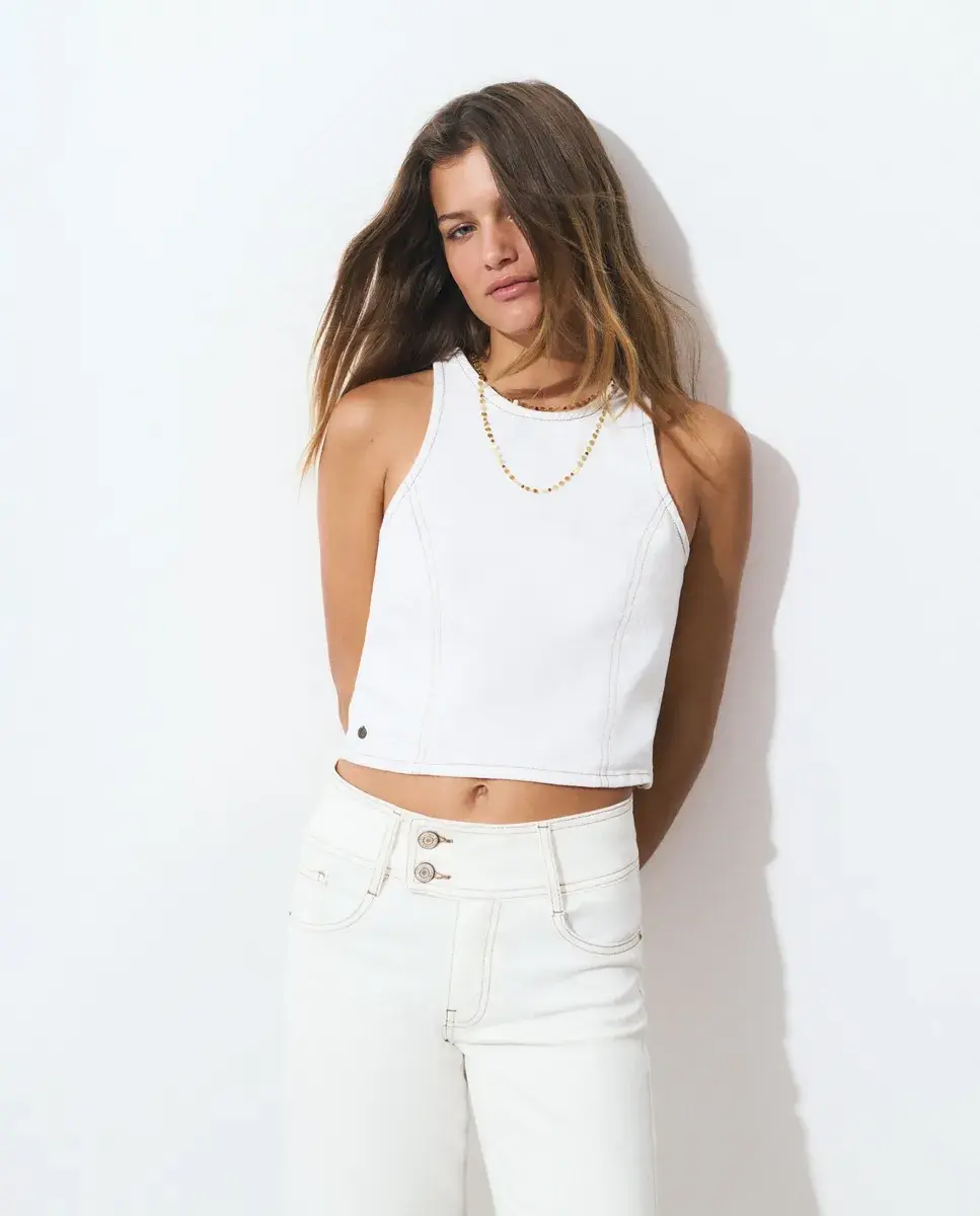 Женский топ с воротником-халтер Brownie, белый
Женский топ с воротником-халтер Brownie, белый