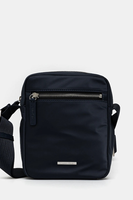 Сумка Calvin Klein, темно-синий
Сумка Calvin Klein, темно-синий