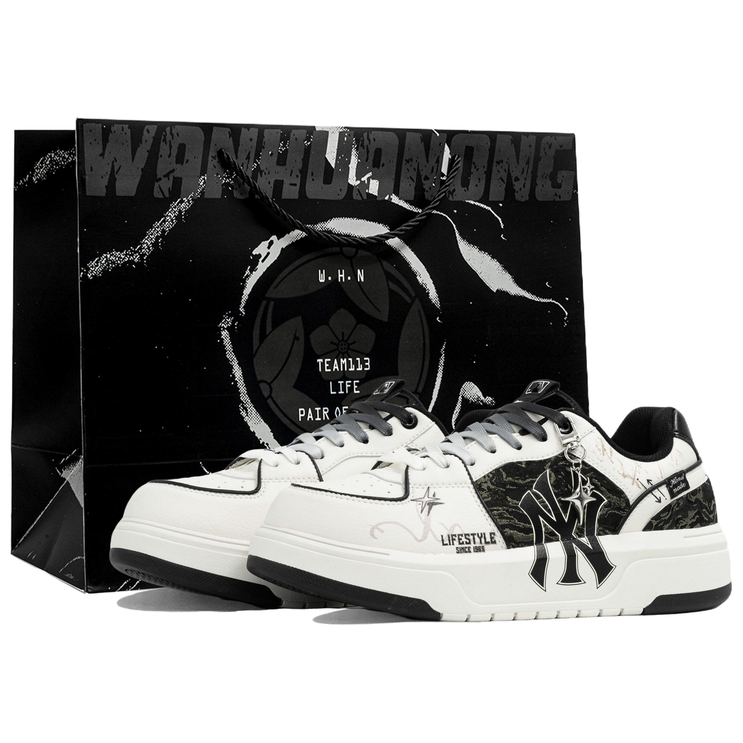 MLB Мужские низкие скейтбордические кроссовки Chunky Liner Kaleidoscope, Tianji, Shopping Bag, износостойкие, черный с белыми элементами
MLB Мужские низкие скейтбордические кроссовки Chunky Liner Kaleidoscope, Tianji, Shopping Bag, износостойкие, черный с белыми элементами