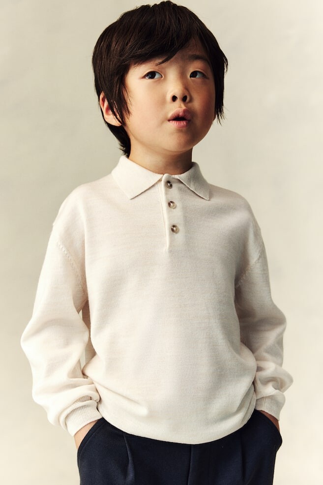 Свитер поло тонкой вязки из шерсти H&M, бежевый
Свитер поло тонкой вязки из шерсти H&M, бежевый