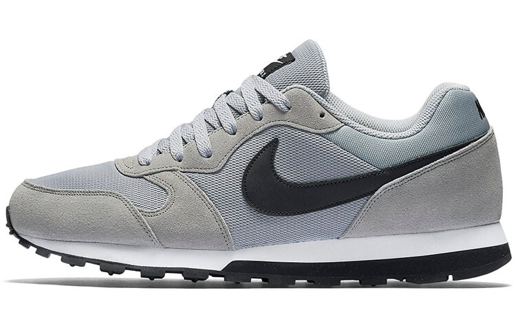 Мужские кроссовки для бега Nike MD Runner 2
Мужские кроссовки для бега Nike MD Runner 2