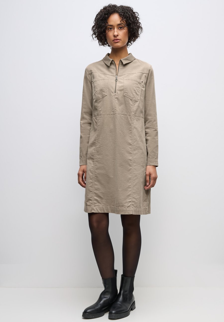 Платье Street One MIT ZIPPER, Beige
Платье Street One MIT ZIPPER, Beige