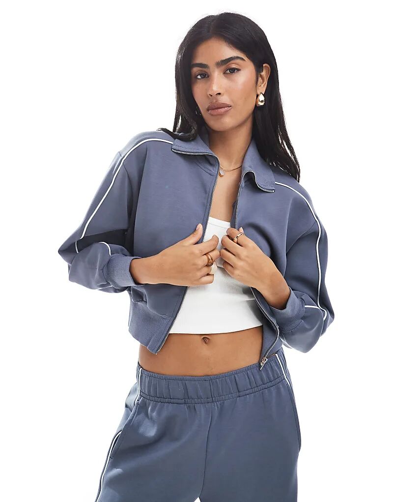 Мягкая куртка Cotton On в цвете «фолкстоун серый»
Мягкая куртка Cotton On в цвете «фолкстоун серый»