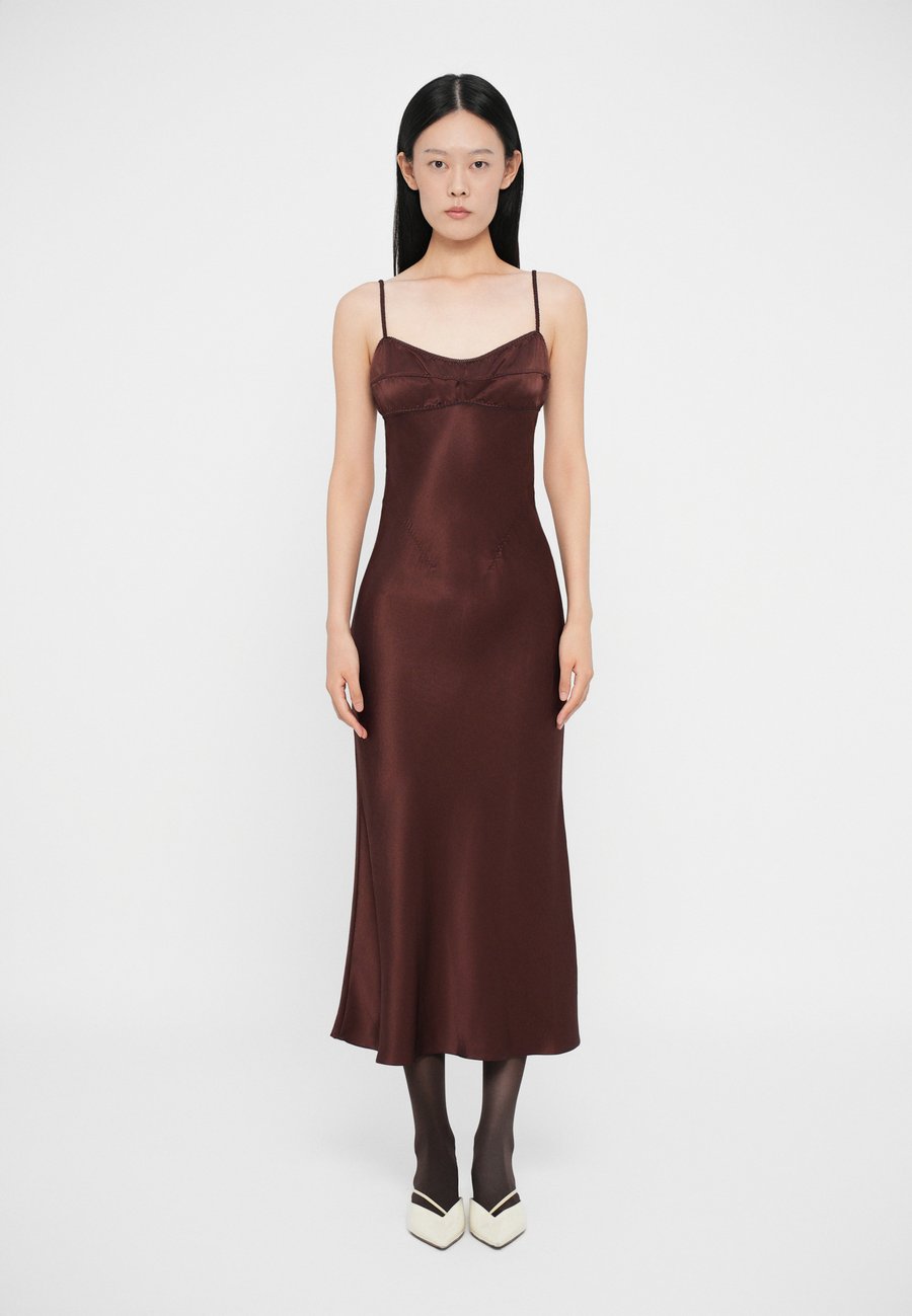 Платье Anna October WATERLILY MIDI DRESS, Chocolate/Brown
Платье Anna October WATERLILY MIDI DRESS, Chocolate/Brown
