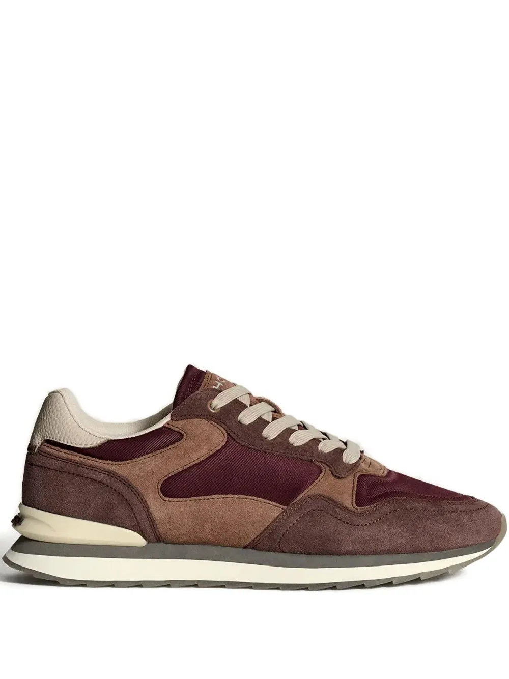 Кроссовки City Boston на шнуровке с панелями Hoff, красный
Кроссовки City Boston на шнуровке с панелями Hoff, красный