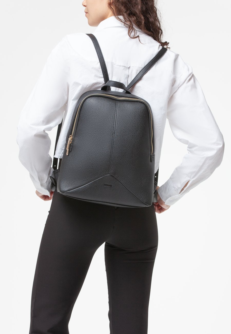 Рюкзак Miriade Rucksack, Nero/Black
Рюкзак Miriade Rucksack, Nero/Black