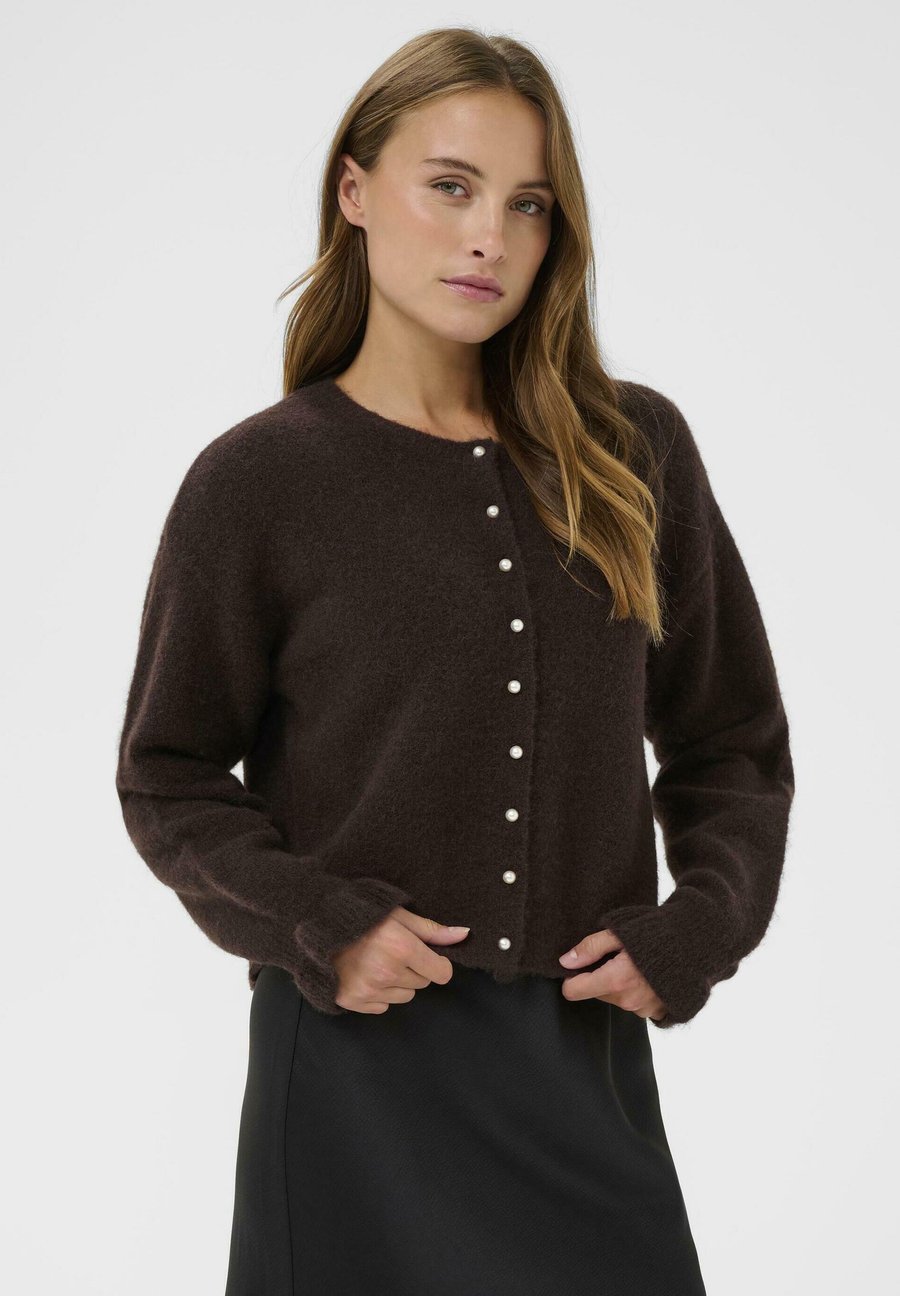 Кардиган Kaffe KACOURSON KNIT CARDIGAN, Black Coffee/Black
Кардиган Kaffe KACOURSON KNIT CARDIGAN, Black Coffee/Black