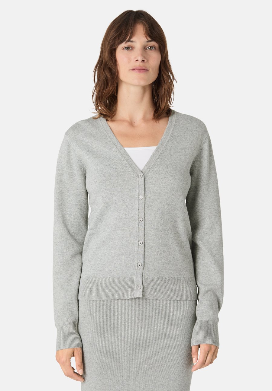 Кардиган Les Lunes KATIIE FINE KNIT, Light Grey Melange/Mottled Light Grey
Кардиган Les Lunes KATIIE FINE KNIT, Light Grey Melange/Mottled Light Grey
