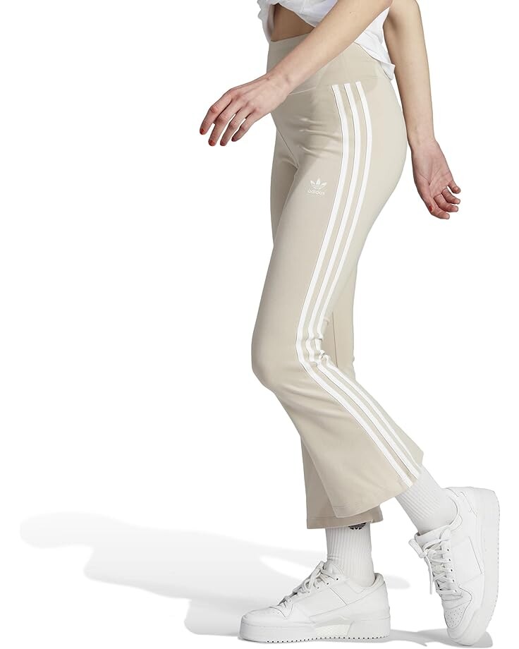 Леггинсы adidas Originals Adicolor Classics 3-Stripes 7/8 Flare, цвет Wonder Beige
Леггинсы adidas Originals Adicolor Classics 3-Stripes 7/8 Flare, цвет Wonder Beige