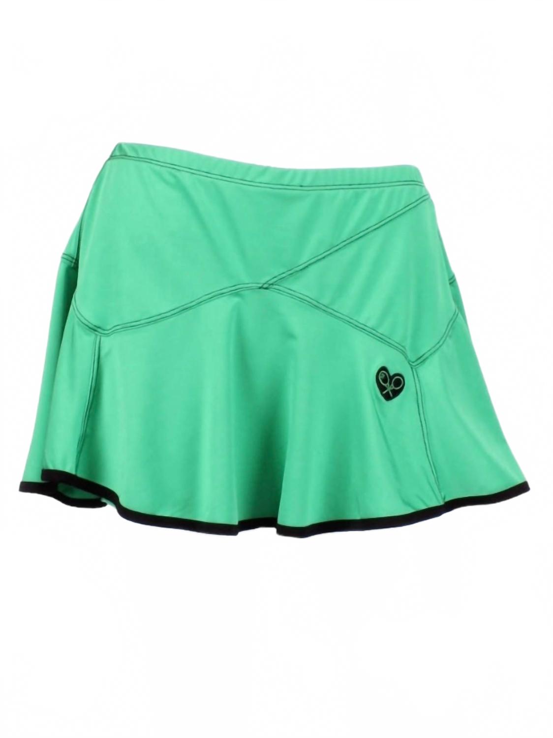 Женская теннисная юбка с черной окантовкой в треугольном зеленом цвете Love Love Tennis
Женская теннисная юбка с черной окантовкой в треугольном зеленом цвете Love Love Tennis
