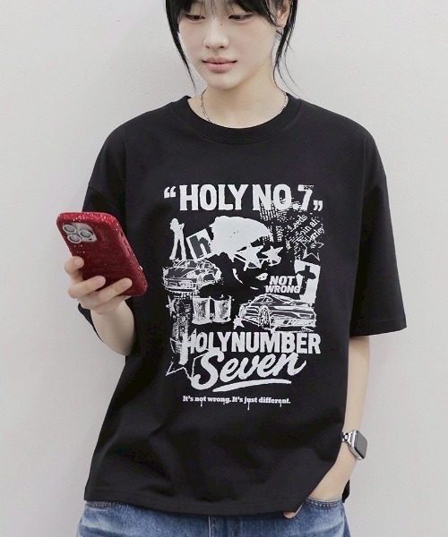 Футболка с коротким рукавом, графический принт HOLY NUMBER 7, черный
Футболка с коротким рукавом, графический принт HOLY NUMBER 7, черный