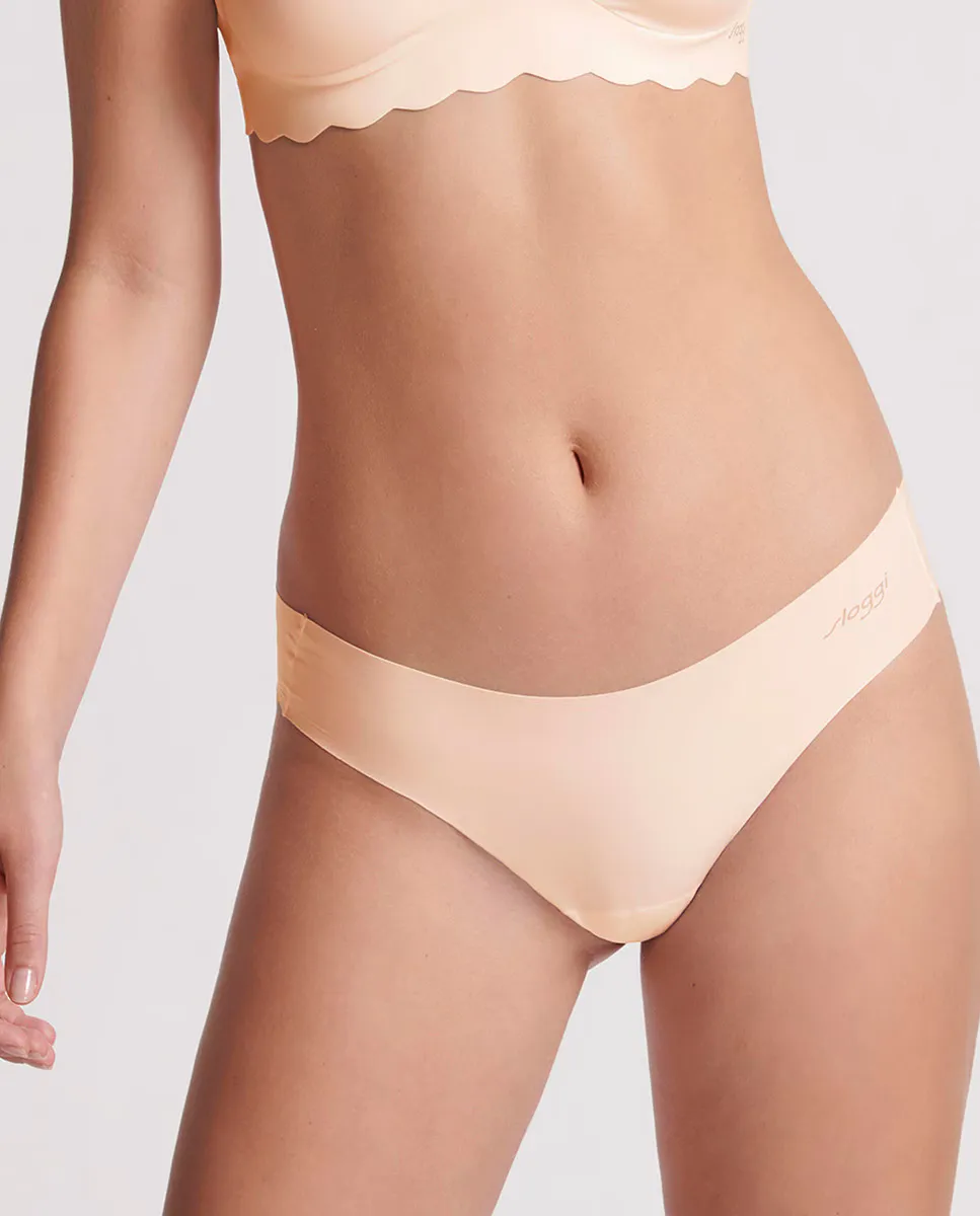 Бесшовные трусики-стринги из переработанной микрофибры Sloggi, цвет Natural 
Бесшовные трусики-стринги из переработанной микрофибры Sloggi, цвет Natural