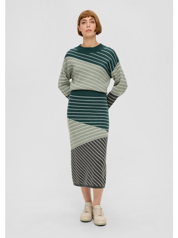 Мини-юбка sOliver kurz, цвет mehrfarbig-petrol
Мини-юбка sOliver kurz, цвет mehrfarbig-petrol