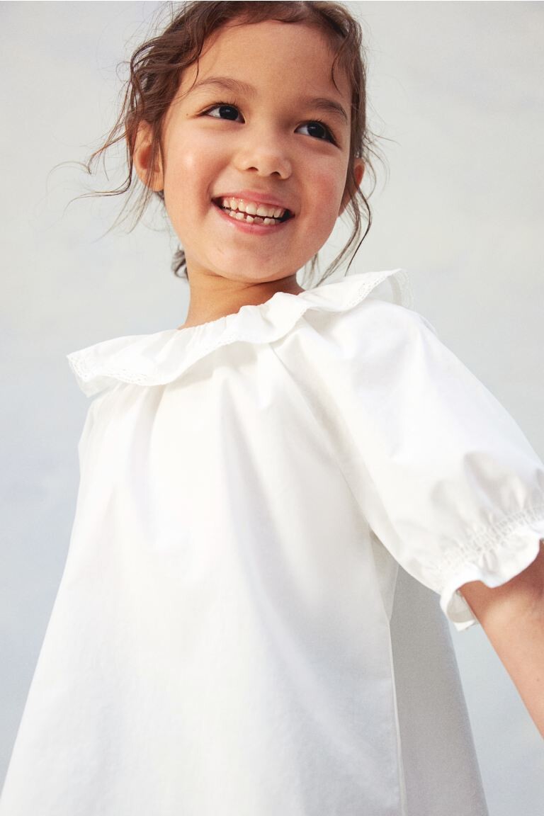 Хлопковая блузка с воланным воротником H&M, белый
Хлопковая блузка с воланным воротником H&M, белый