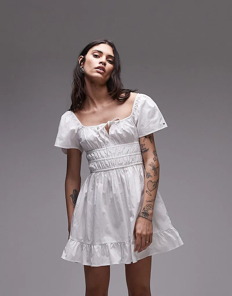 Платье миди из поплина Tommy Jeans со сборками
Платье миди из поплина Tommy Jeans со сборками