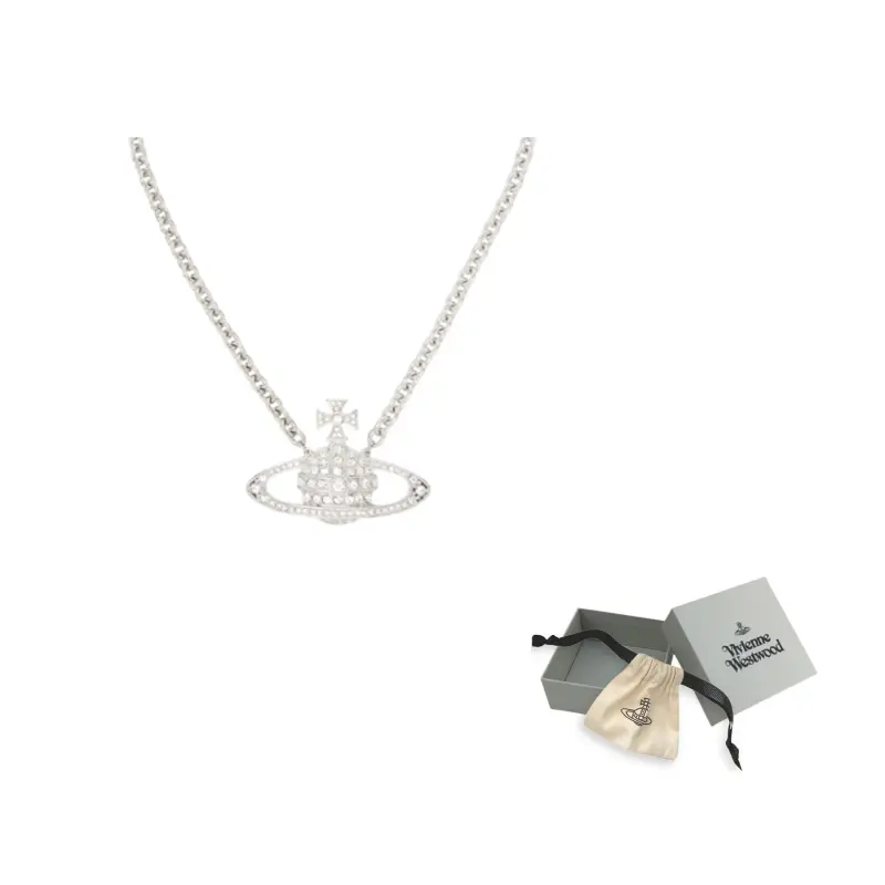 Бас-рельефное ожерелье с шарообразным кулоном Vivienne Westwood
Бас-рельефное ожерелье с шарообразным кулоном Vivienne Westwood