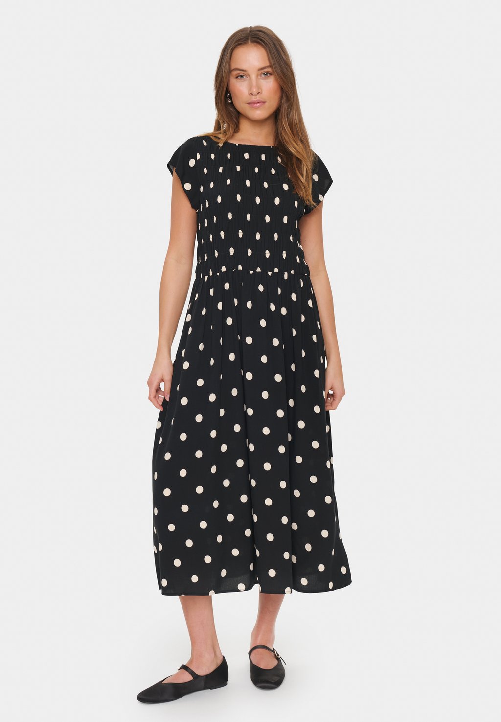 Повседневное платье GISLASZ MAXI Saint Tropez, черный
Повседневное платье GISLASZ MAXI Saint Tropez, черный