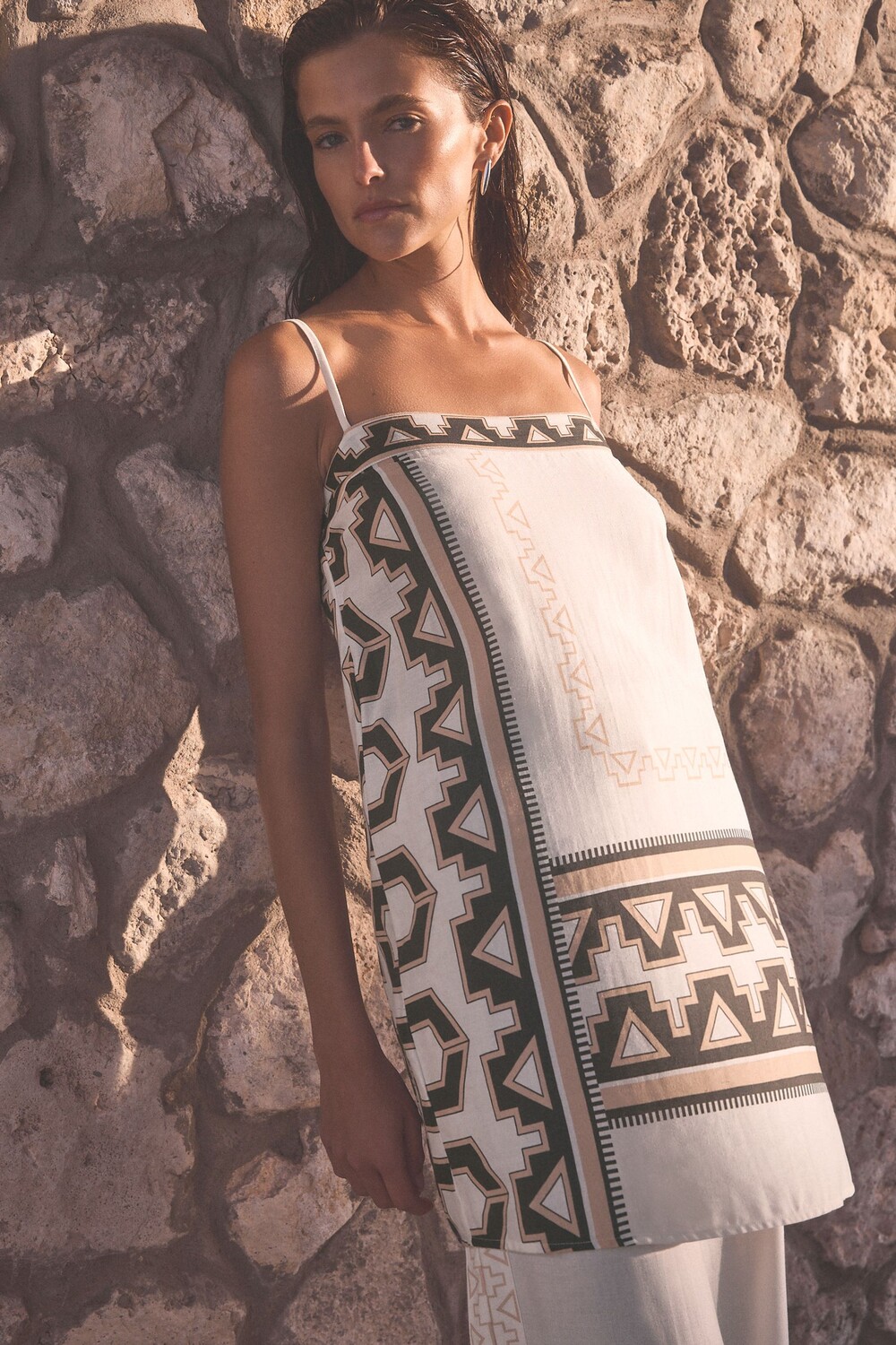 Какой вариант удлиненного топа Next, белый
Какой вариант удлиненного топа Next, белый