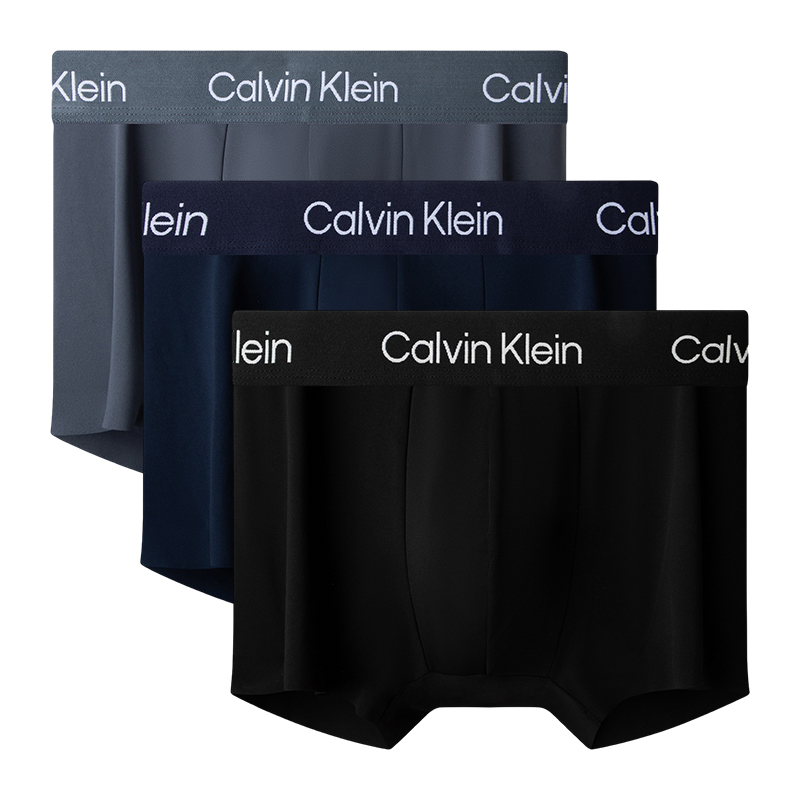 Мужские трусы 3 штуки Calvin Klein, черный/синий/серый
Мужские трусы 3 штуки Calvin Klein, черный/синий/серый