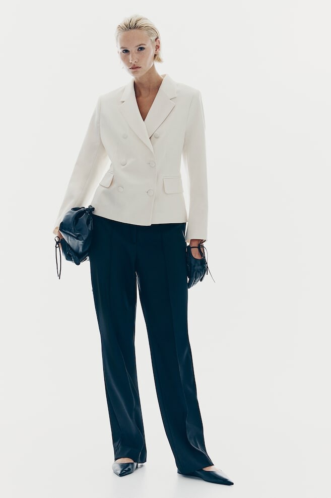 Приталенный блейзер H&M, бежевый
Приталенный блейзер H&M, бежевый