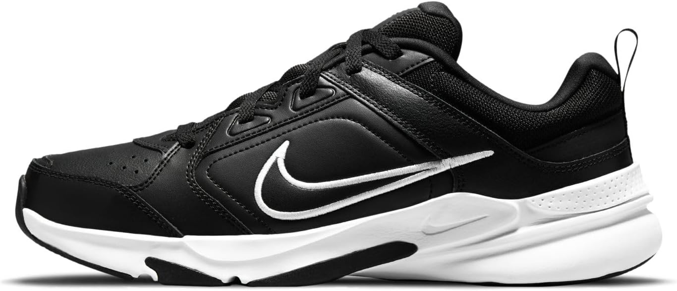 Мужские кроссовки Nike, Black White
Мужские кроссовки Nike, Black White