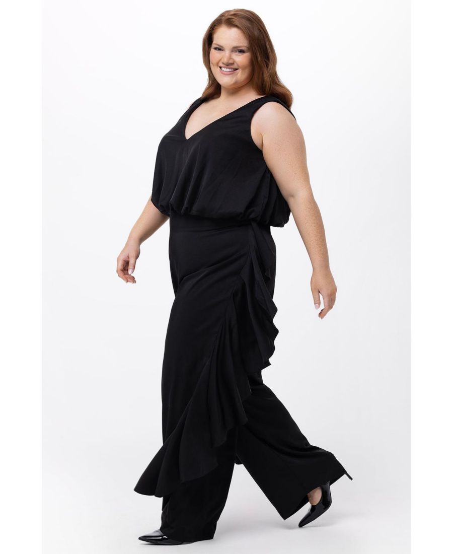 Женский комбинезон из эластичного атласа с V-образным вырезом и оборками Celebrations by Sydney's Closet, Black
Женский комбинезон из эластичного атласа с V-образным вырезом и оборками Celebrations by Sydney's Closet, Black