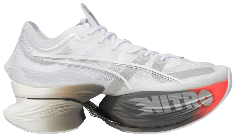 Кроссовки Puma Fastroid Nitro 'White Silver Cherry Tomato', белый
Кроссовки Puma Fastroid Nitro 'White Silver Cherry Tomato', белый