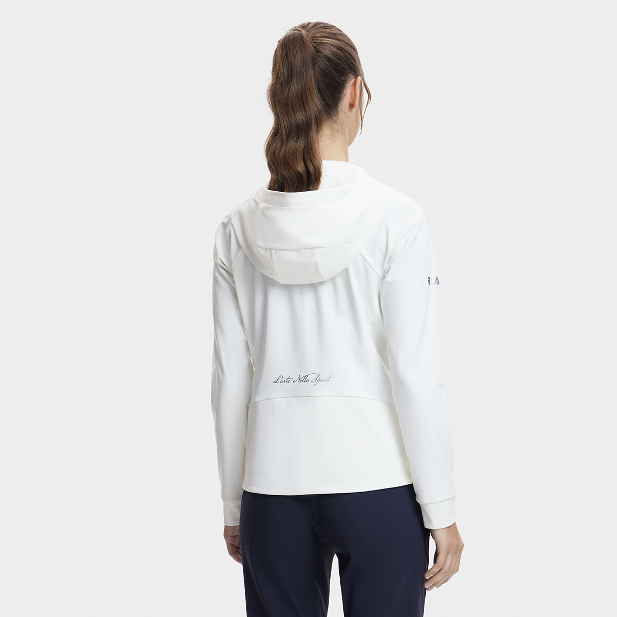 Трикотаж женский белый Fila
Трикотаж женский белый Fila