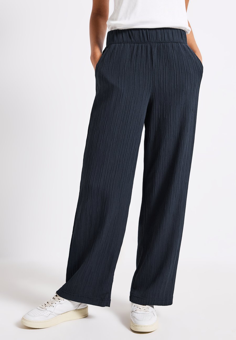 Брюки Street One CRINKLE, Blau/Blue
Брюки Street One CRINKLE, Blau/Blue