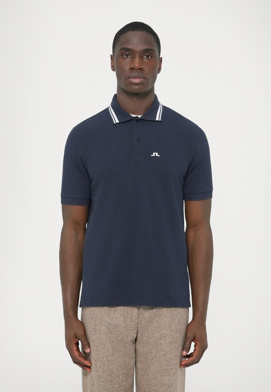 Поло J.LINDEBERG ROBBIE COLOR TIP , Navy/Dark Blue, Синий, Поло J.LINDEBERG ROBBIE COLOR TIP , Navy/Dark Blue
Поло J.LINDEBERG ROBBIE COLOR TIP , Navy/Dark Blue, Синий, Поло J.LINDEBERG ROBBIE COLOR TIP , Navy/Dark Blue