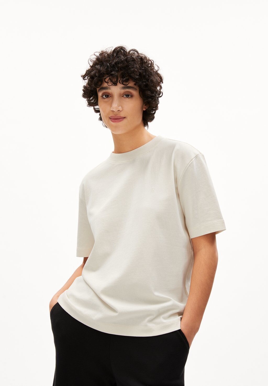 Футболка базовая TARJAA ARMEDANGELS, цвет undyed
Футболка базовая TARJAA ARMEDANGELS, цвет undyed