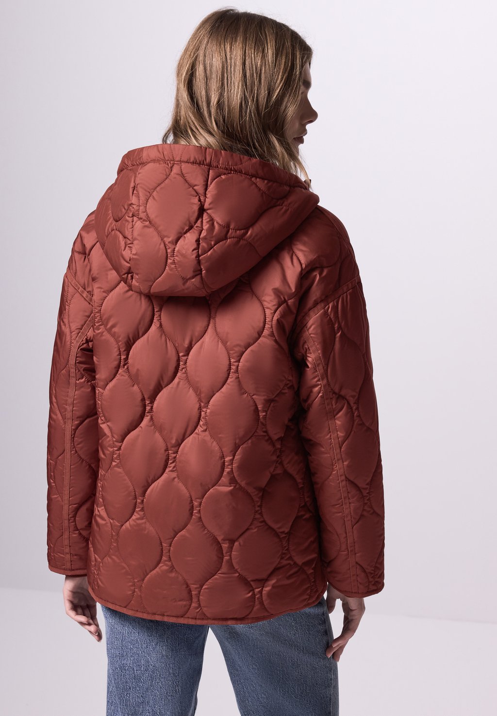 Зимняя куртка STEPP Street One Studio, коричневый
Зимняя куртка STEPP Street One Studio, коричневый