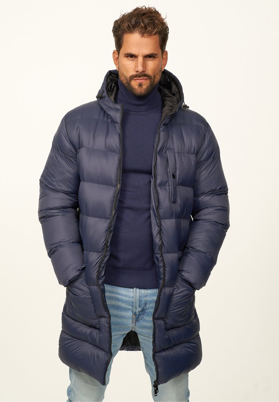 Пальто One Redox STEPPMANTEL, Navy/Dark Blue
Пальто One Redox STEPPMANTEL, Navy/Dark Blue