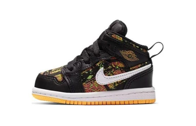 Кроссовки Jordan 1 Mid Black Laser Orange Bright Melon TD, черный 
Кроссовки Jordan 1 Mid Black Laser Orange Bright Melon TD, черный