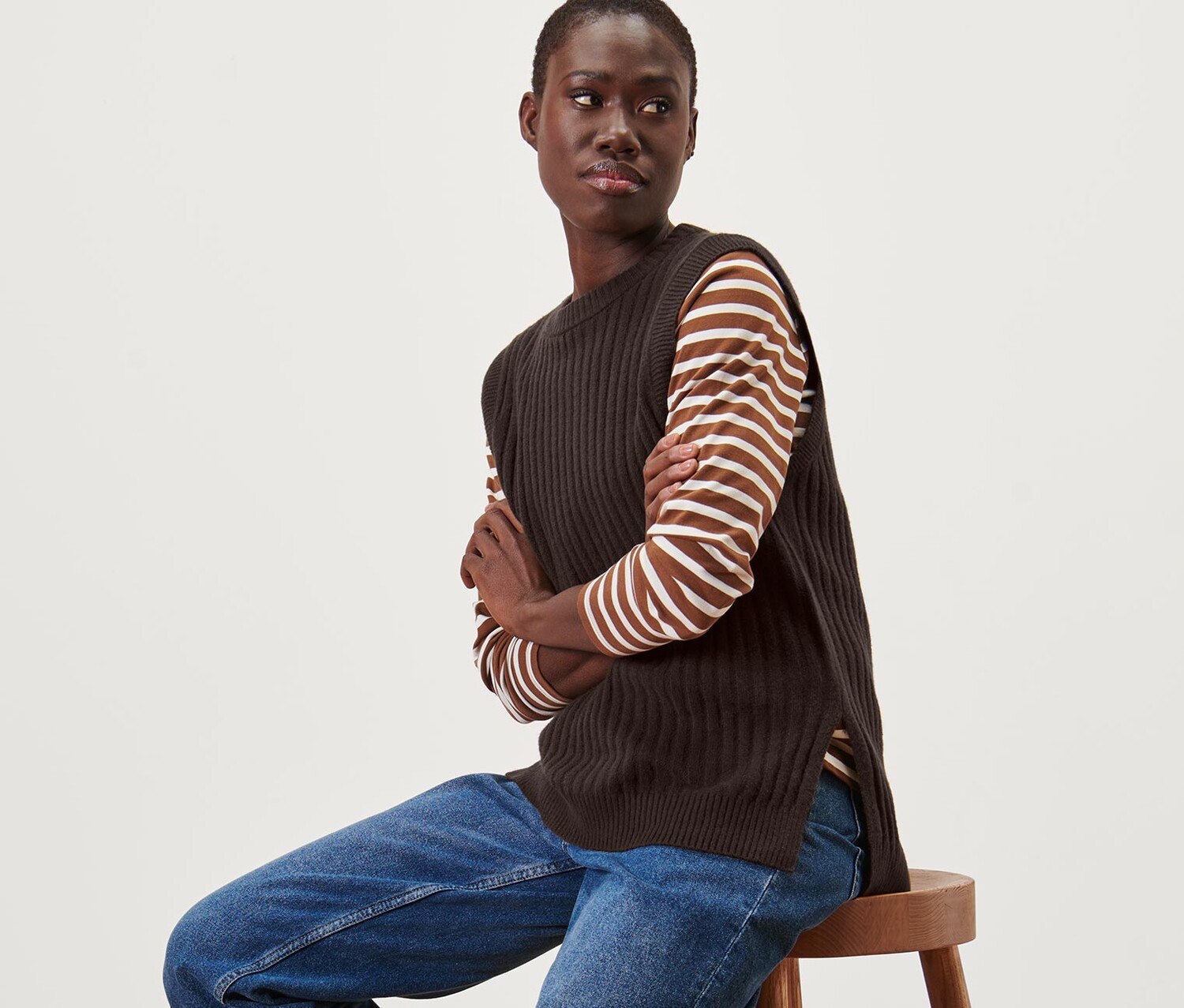 Вязаный жилет-свитер Tchibo
Вязаный жилет-свитер Tchibo