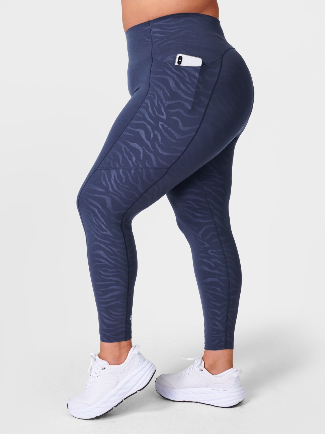 Леггинсы для спортзала с тиснением и высокой талией Power UltraSculpt 7/8 Sweaty Betty, синий тигр
Леггинсы для спортзала с тиснением и высокой талией Power UltraSculpt 7/8 Sweaty Betty, синий тигр