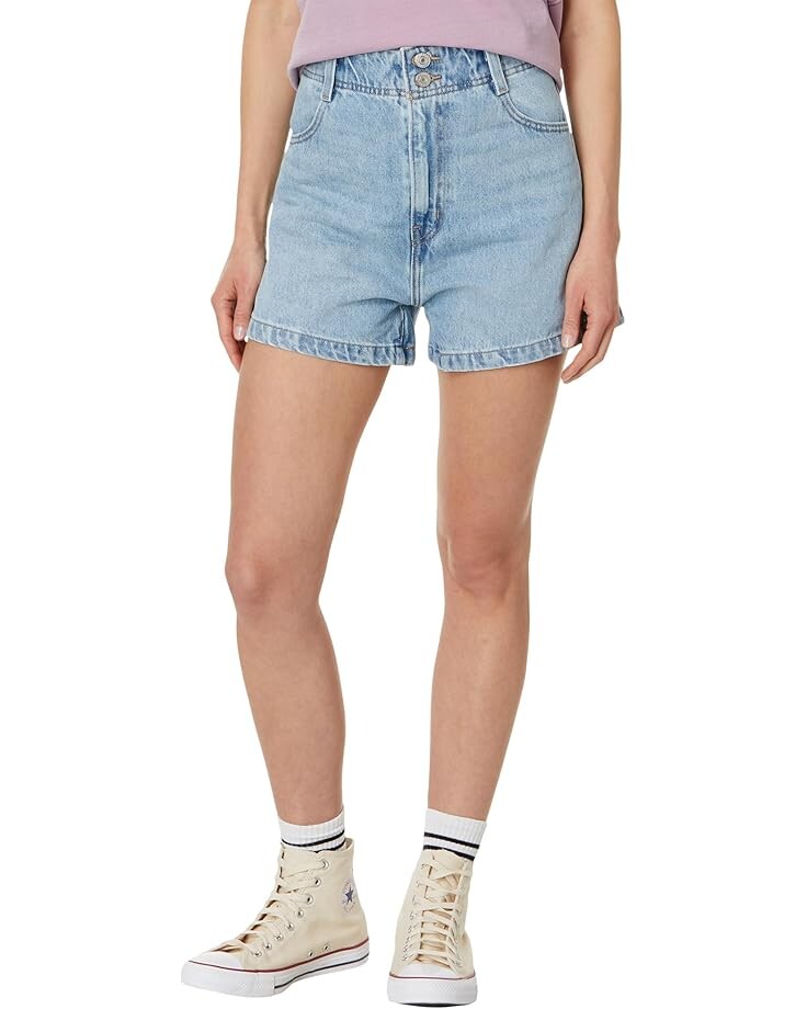 Шорты Levi's Womens HW Mom Shorts Contrast Stitching, цвет Light Touch Short No DX
Шорты Levi's Womens HW Mom Shorts Contrast Stitching, цвет Light Touch Short No DX