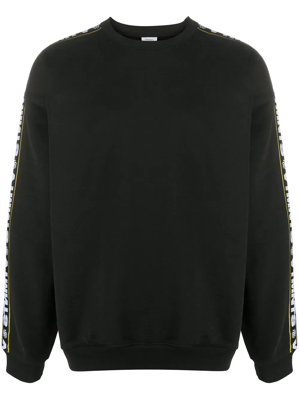 Толстовка с логотипом на рукаве VETEMENTS, черный
Толстовка с логотипом на рукаве VETEMENTS, черный