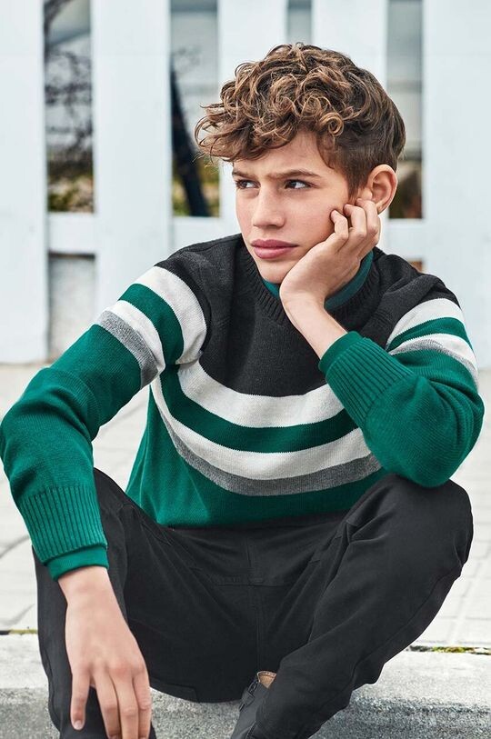 Детский свитер из смесовой шерсти Mayoral, зеленый
Детский свитер из смесовой шерсти Mayoral, зеленый