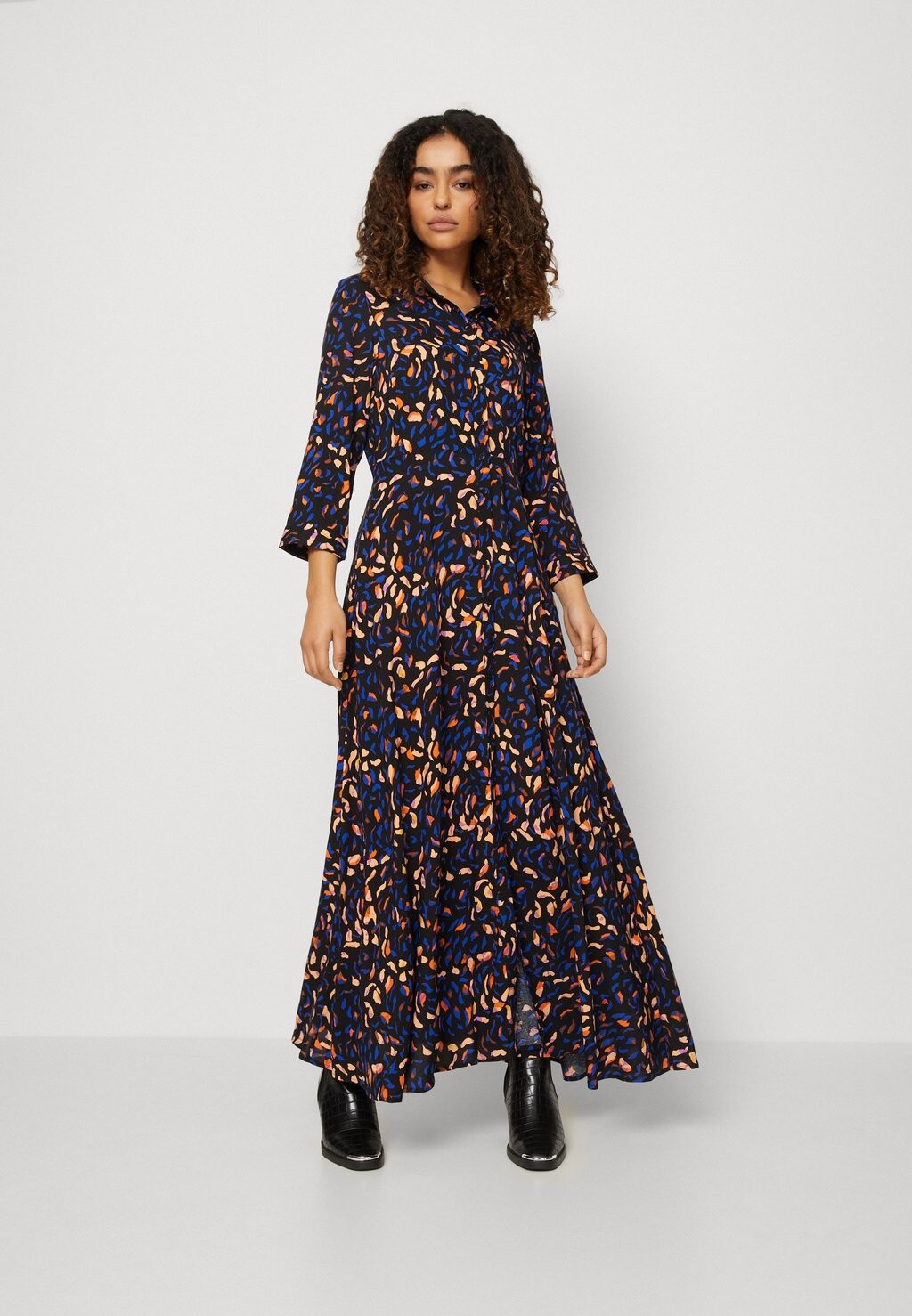 Длинное платье YAS, черный
Длинное платье YAS, черный