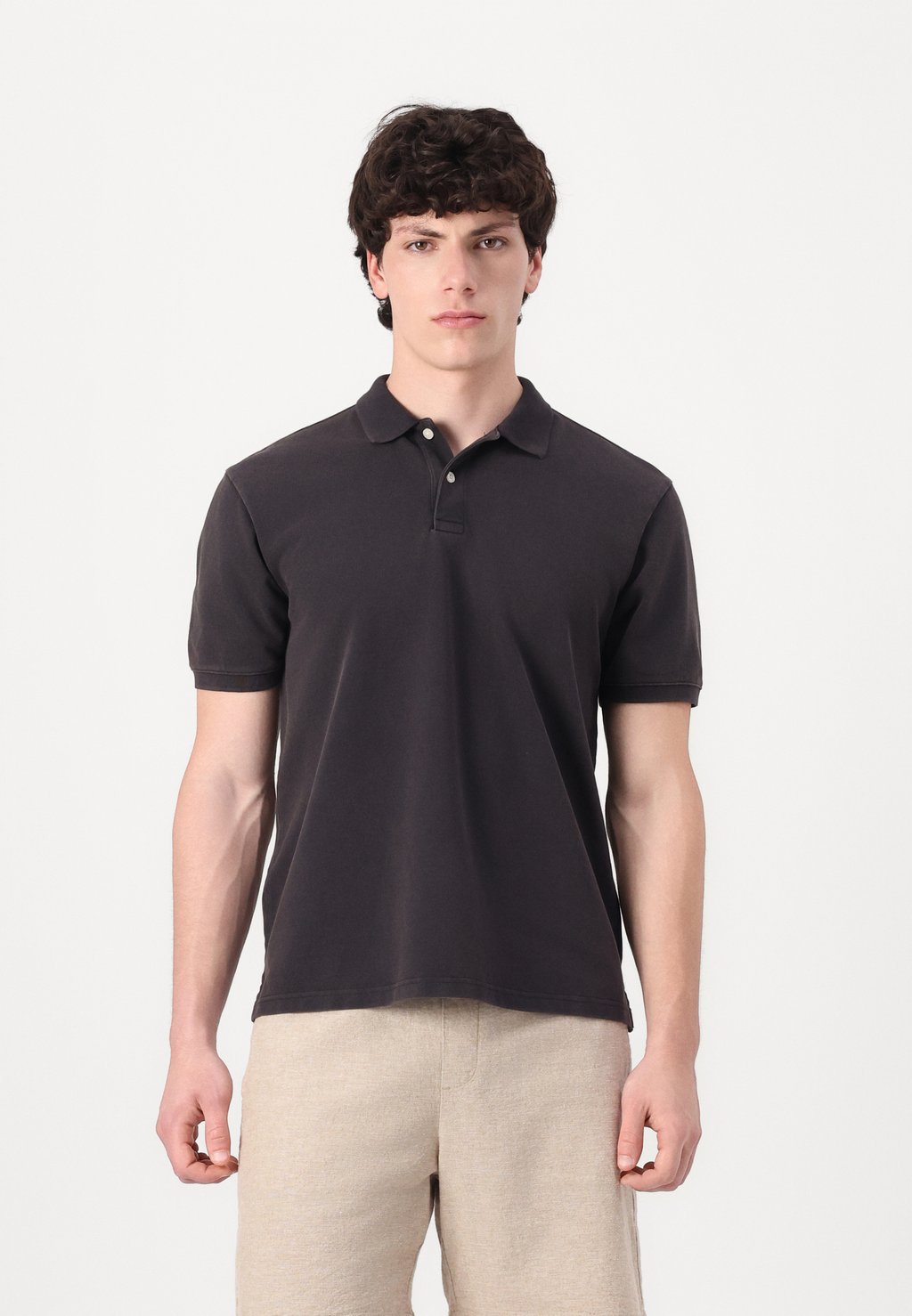 Рубашка поло GAP, черный
Рубашка поло GAP, черный