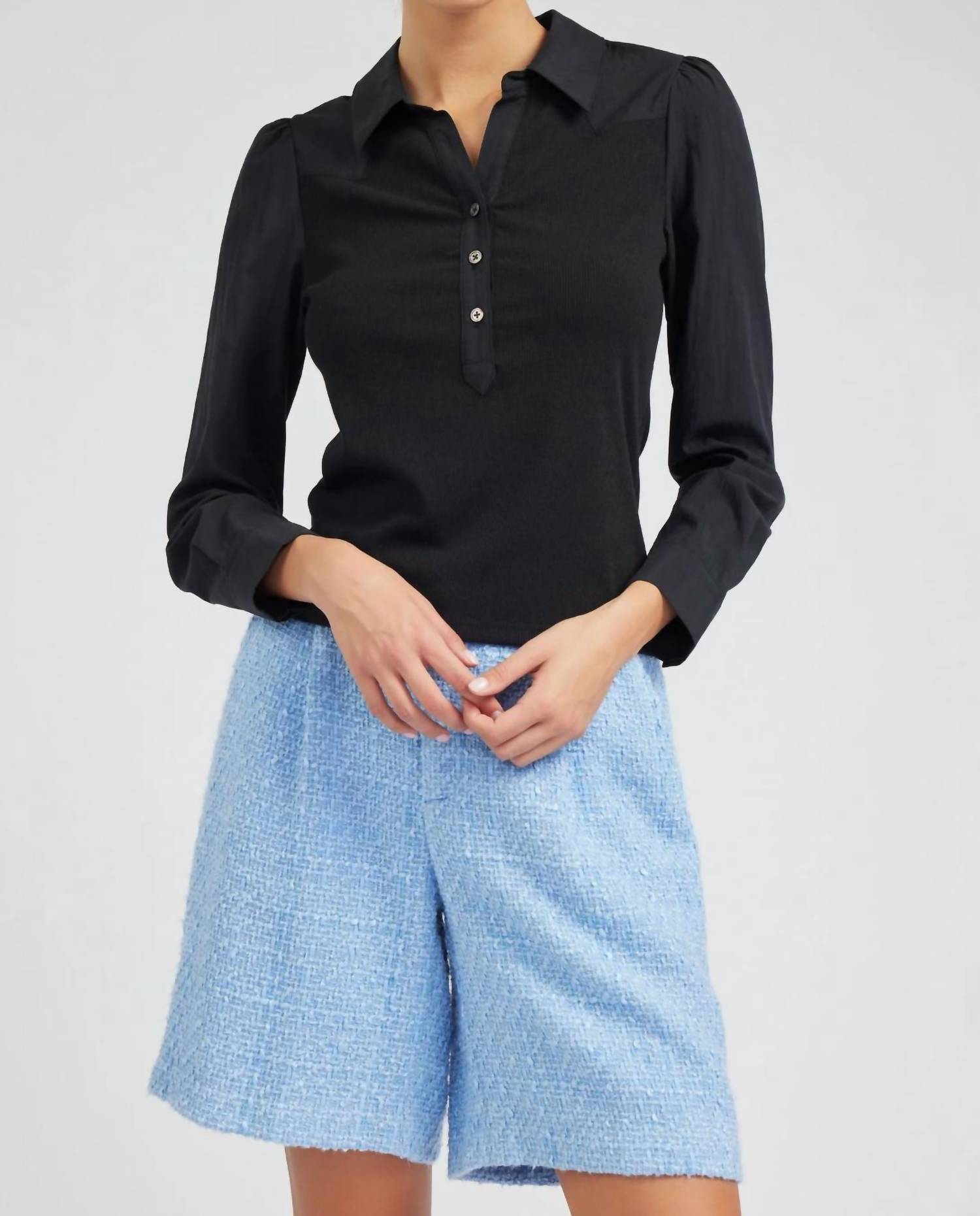 Черный вязаный топ с воротником Current air
Черный вязаный топ с воротником Current air