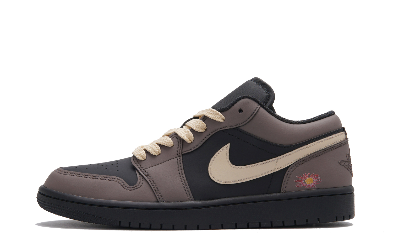 Мужские баскетбольные кроссовки Air 1 Real Damage Abrasion Resistant Low top в винтажном стиле Jordan, темный коричневый
Мужские баскетбольные кроссовки Air 1 Real Damage Abrasion Resistant Low top в винтажном стиле Jordan, темный коричневый