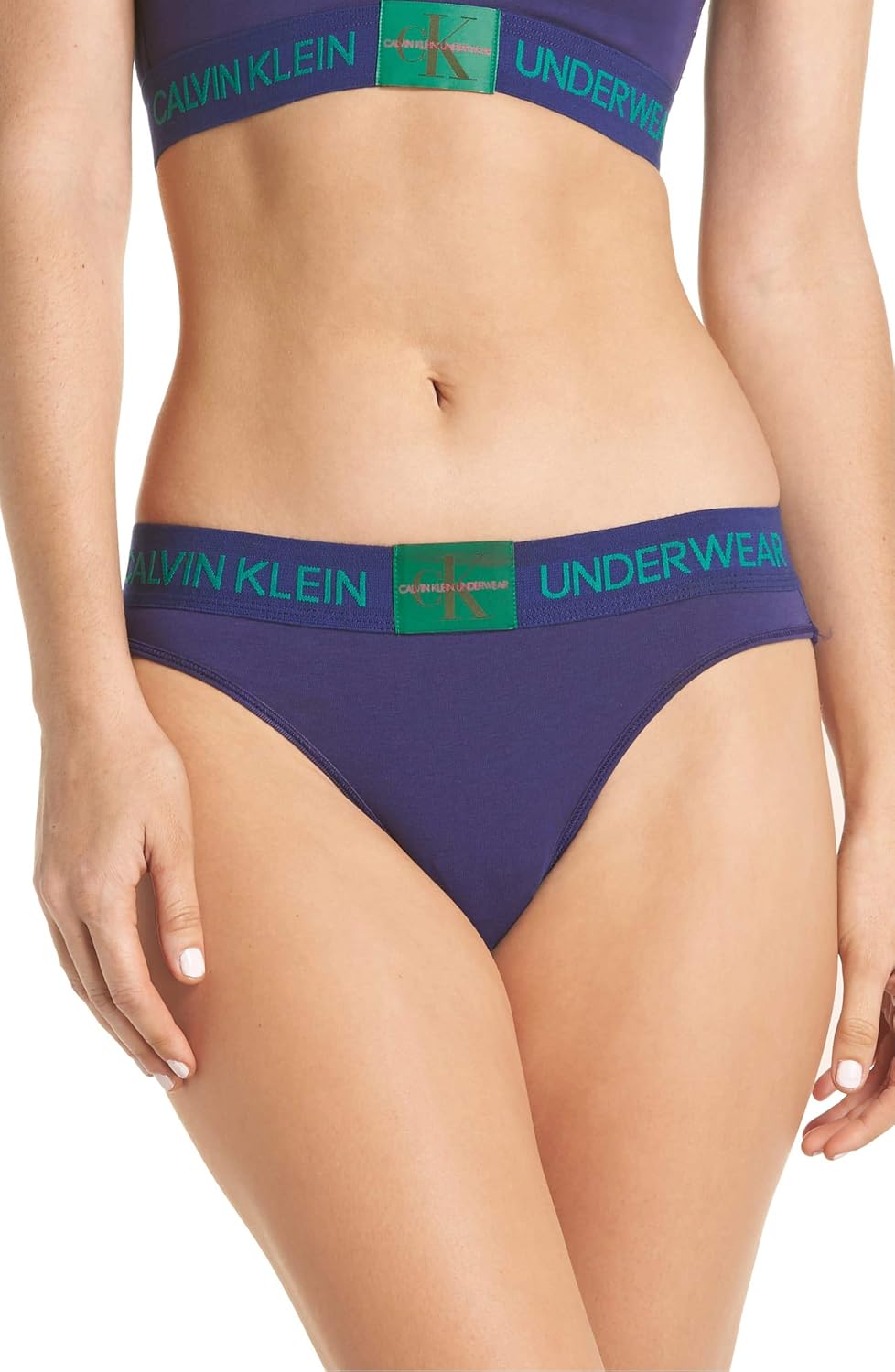 Женское бикини с монограммой Calvin Klein, Shiloh Blue
Женское бикини с монограммой Calvin Klein, Shiloh Blue