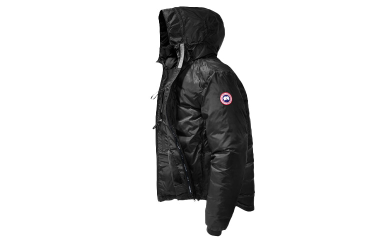 Мужской пуховик Canada Goose, черный
Мужской пуховик Canada Goose, черный