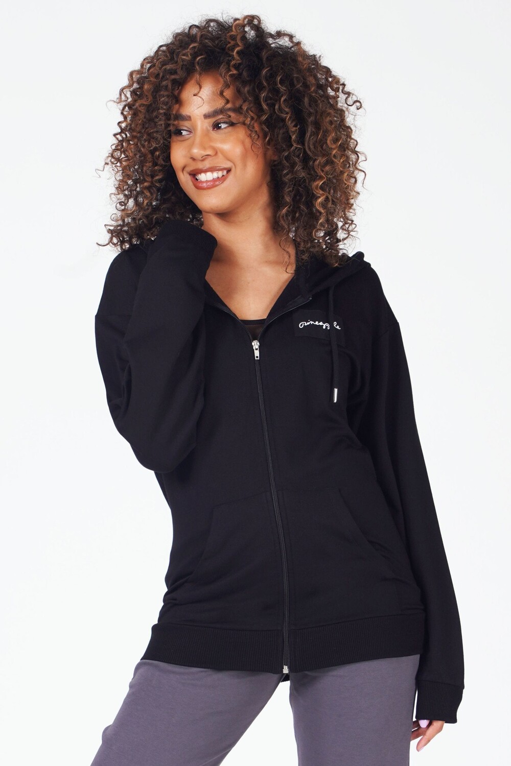 Женская толстовка с капюшоном на молнии Pineapple, черный
Женская толстовка с капюшоном на молнии Pineapple, черный