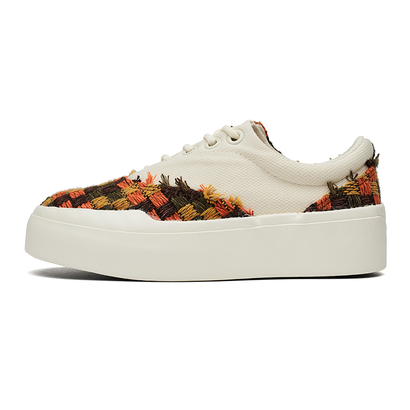 VICTORIA&VERA Низкие кеды из холста унисекс оранжевые, цвет Orange
VICTORIA&VERA Низкие кеды из холста унисекс оранжевые, цвет Orange